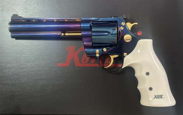 KORTH Classic Revolver 6 Zoll Blau Hochglänzend .44 Magnum - Vorführwaffe