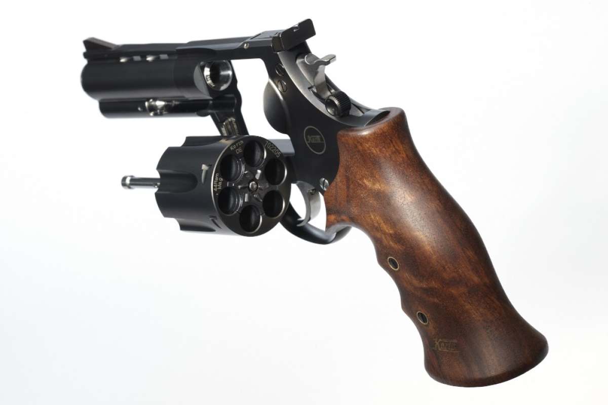 KORTH Combat Revolver NSX 4 Zoll .44 Magnum